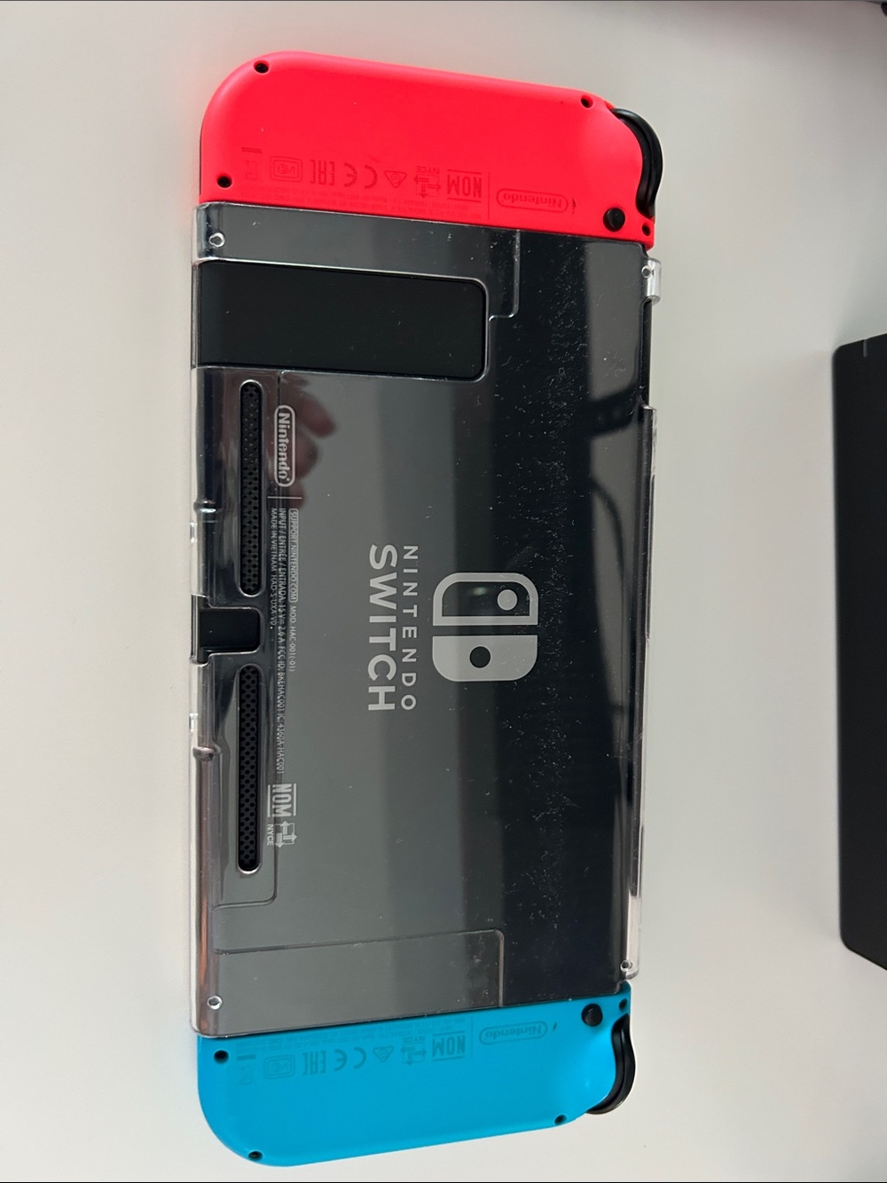 Nintendo Switch - Picture 4 of 5